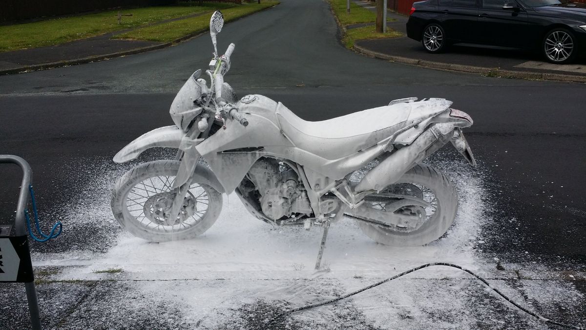 Deep Foam Bath